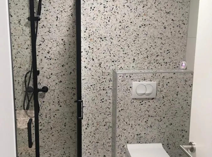 Mediterra 2 * تْسْغيكفانِتْسا